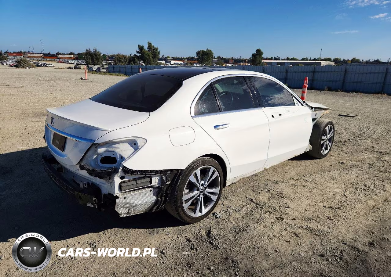 2018 Mercedes-Benz C 300 VIN:WDDWF4JB5JR386675 - 3