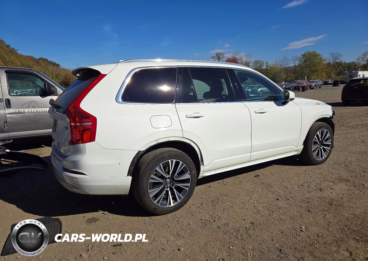 2022 Volvo Xc90 T5 Momentum VIN:YV4102PK4N1856990 - 3