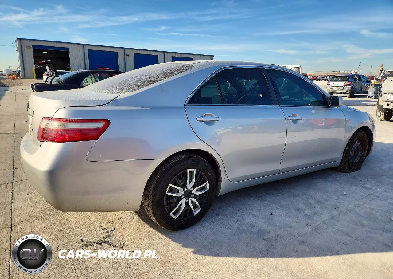 2007 Toyota Camry Le VIN:4T1BE46K47U141212 - 3