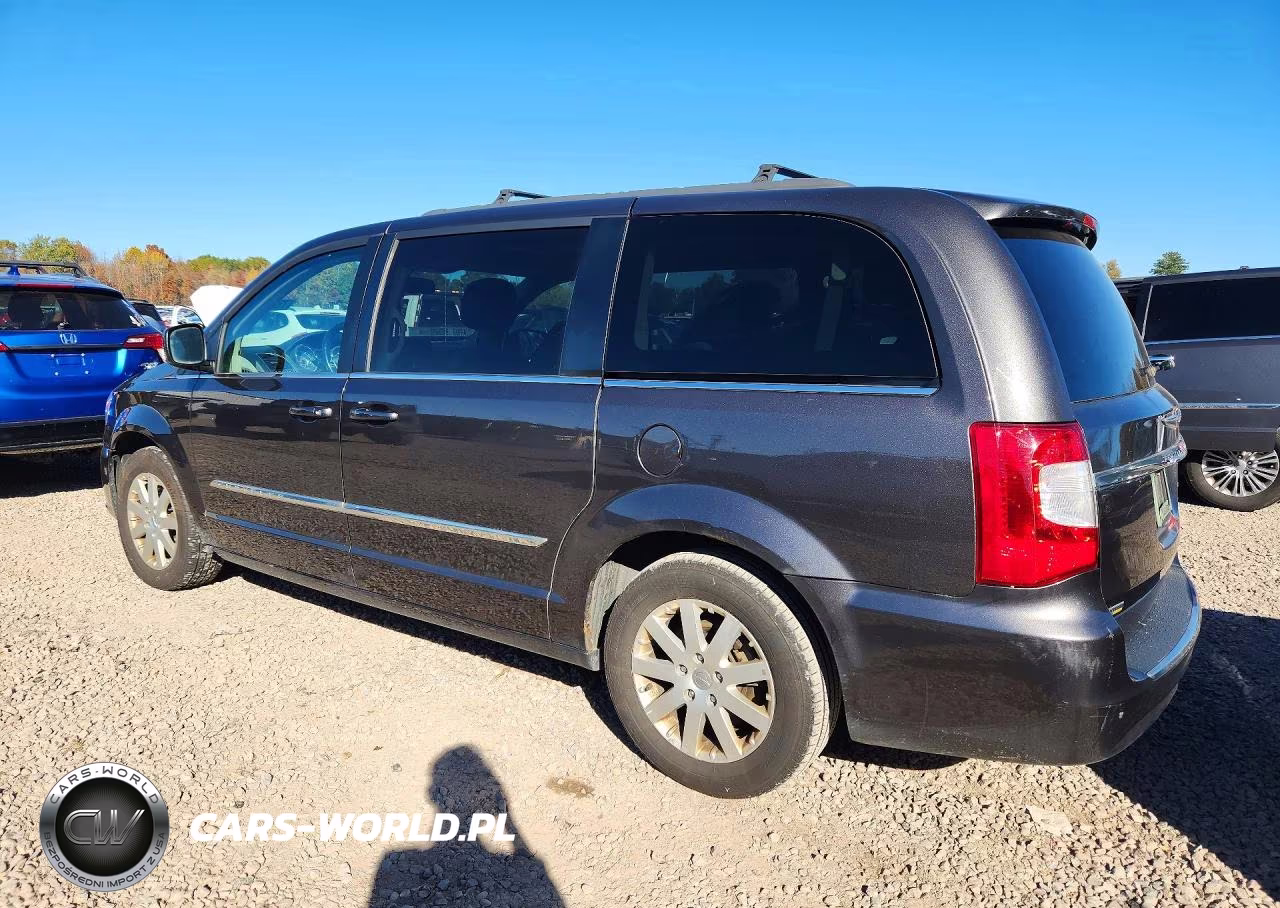 2015 Chrysler Town & Country Touring VIN:2C4RC1BG5FR561551 - 2
