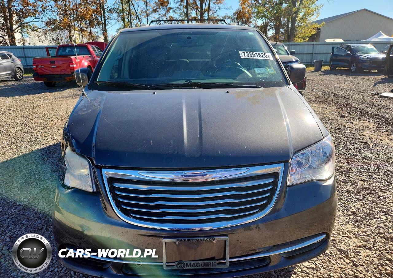 2015 Chrysler Town & Country Touring VIN:2C4RC1BG5FR561551 - 5