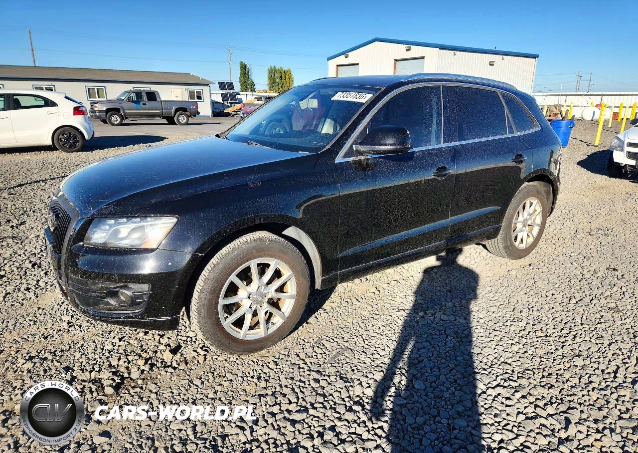 2010 Audi Q5 Premium Plus VIN:WA1LKAFP2AA079159 - 1