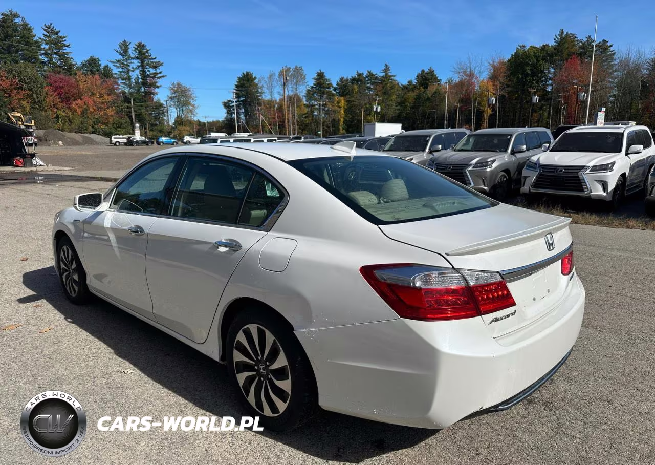 2015 Honda Accord Hybrid Ex-L VIN:1HGCR6F51FA012803 - 3