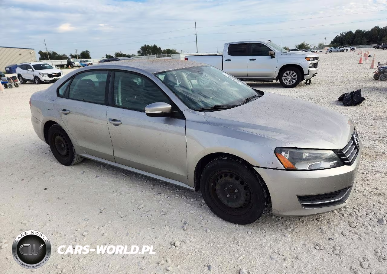 2014 Volkswagen Passat S VIN:1VWAS7A33EC052824 - 4