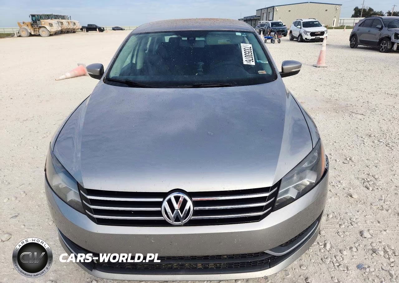 2014 Volkswagen Passat S VIN:1VWAS7A33EC052824 - 5