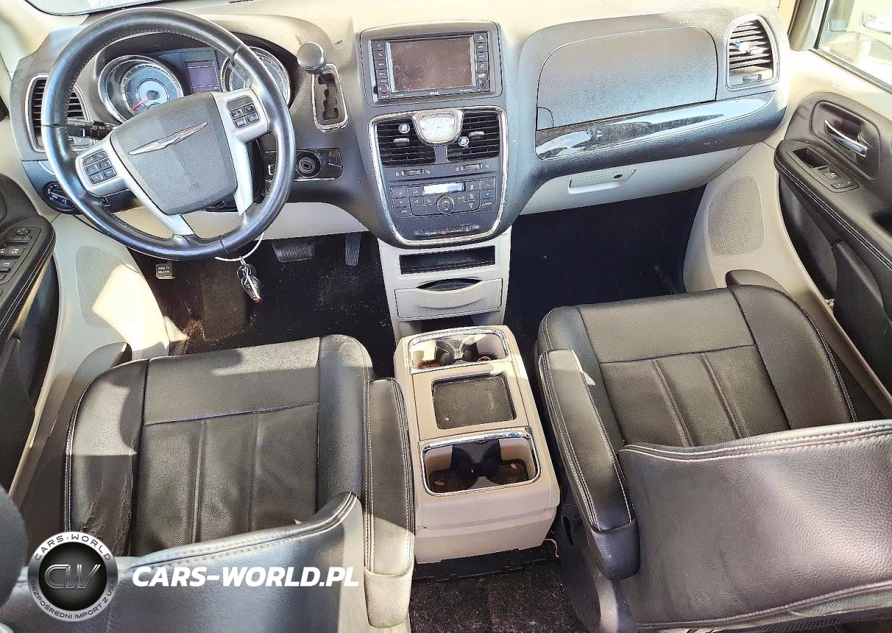 2013 Chrysler Town & Country Touring VIN:2C4RC1BG2DR743091 - 8