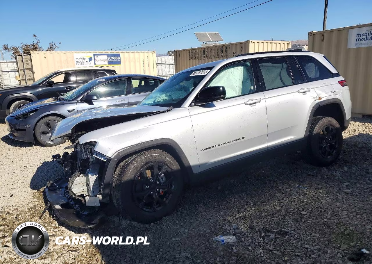 2025 Jeep Grand Cherokee Laredo – zdjęcie 1 z 14