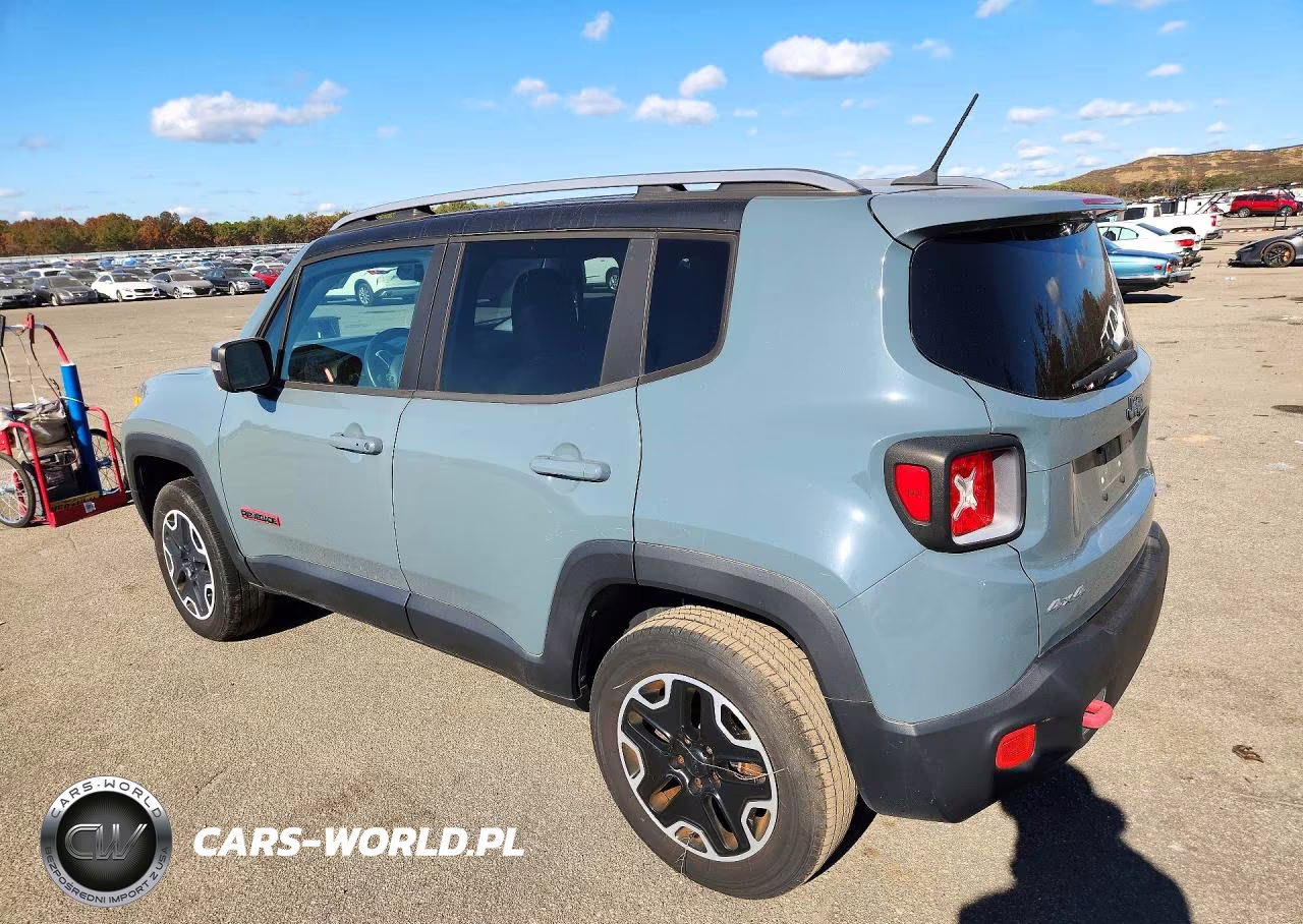 2015 Jeep Renegade VIN:ZACCJBCT4FPC25729 - 2