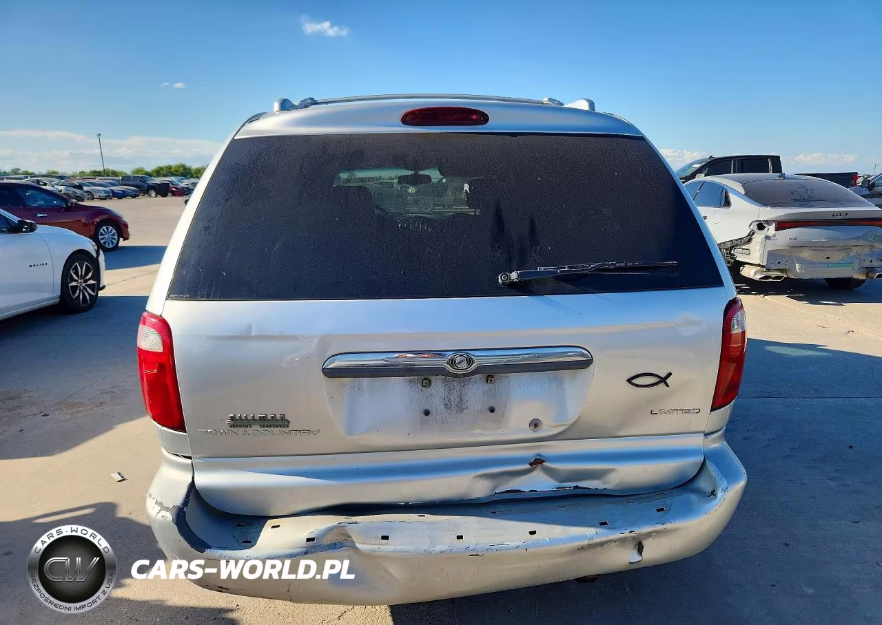 2002 Chrysler Town & Country Limited VIN:2C8GP64L22R720103 - 6