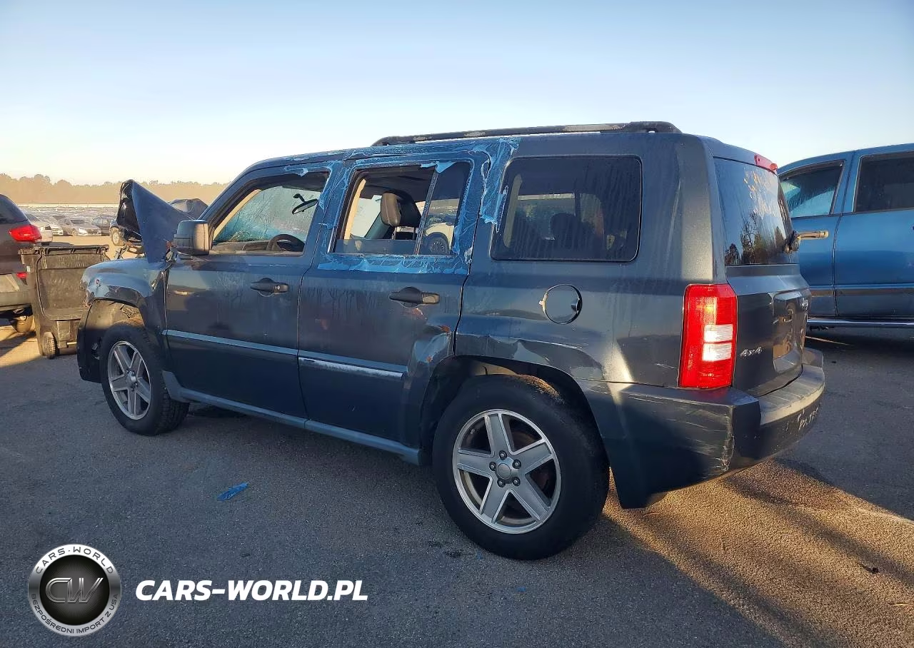 2008 Jeep Patriot Sport VIN:1J8FF28W28D572293 - 2