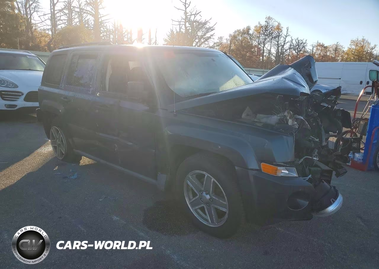 2008 Jeep Patriot Sport VIN:1J8FF28W28D572293 - 4