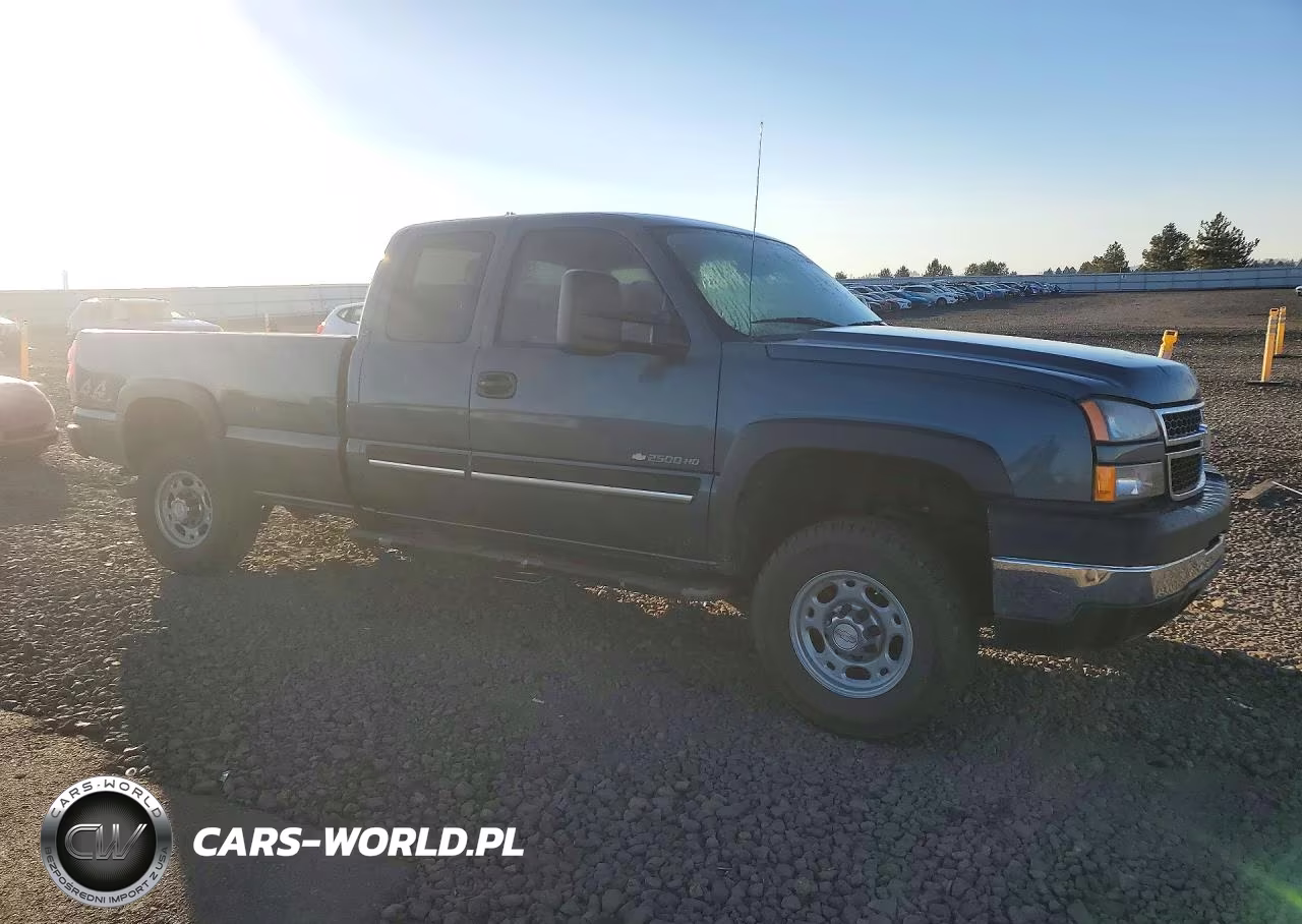 2006 Chevrolet Silverado K2500 Heavy Duty VIN:1GCHK29U16E214019 - 4