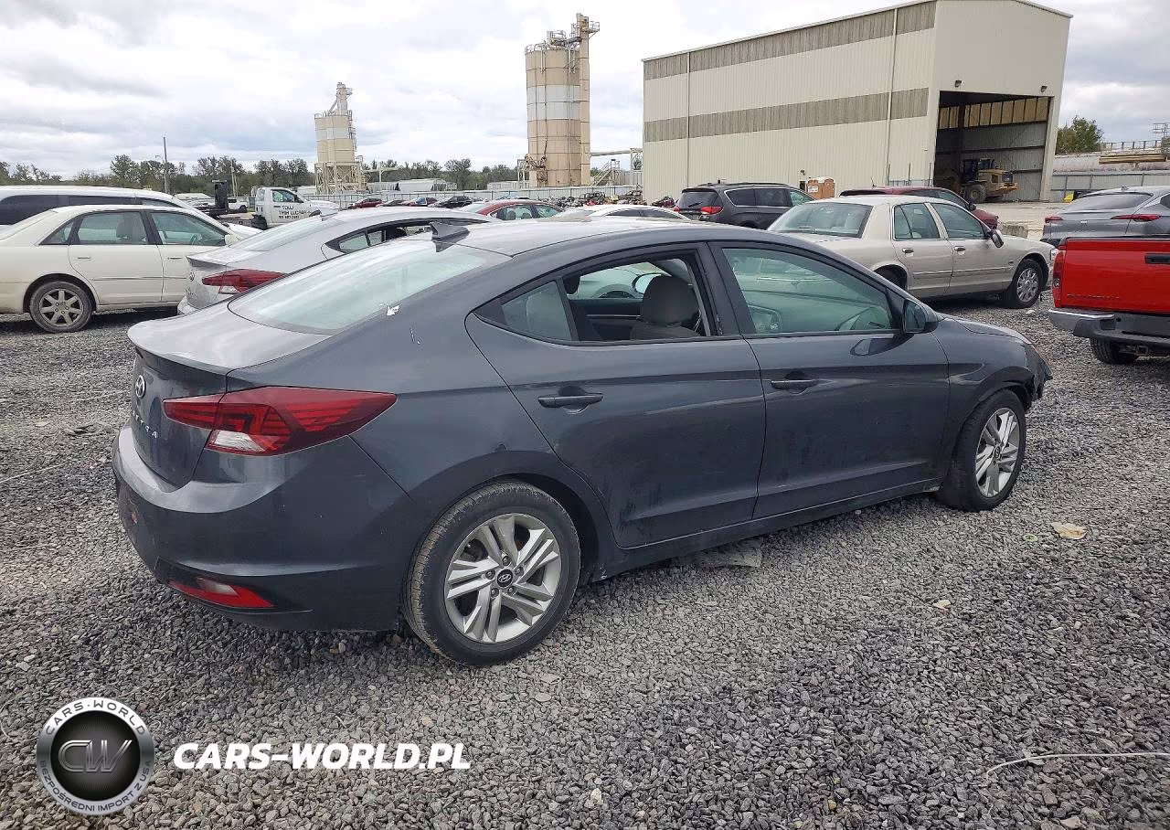 2020 Hyundai Elantra Sel VIN:5NPD84LF0LH571383 - 3