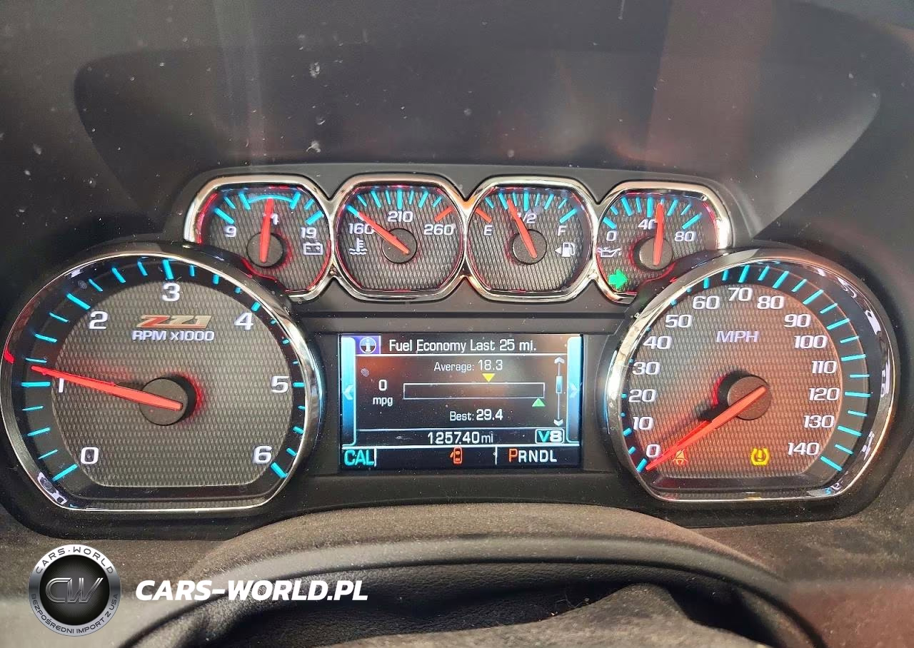 2019 Chevrolet Suburban K1500 Lt VIN:1GNSKHKC4KR233801 - 9