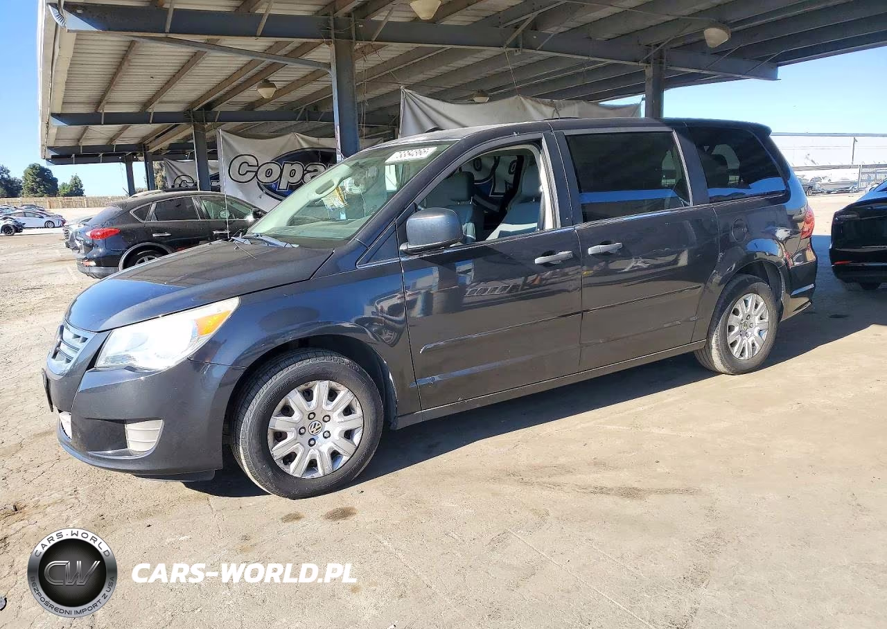 2012 Volkswagen Routan S