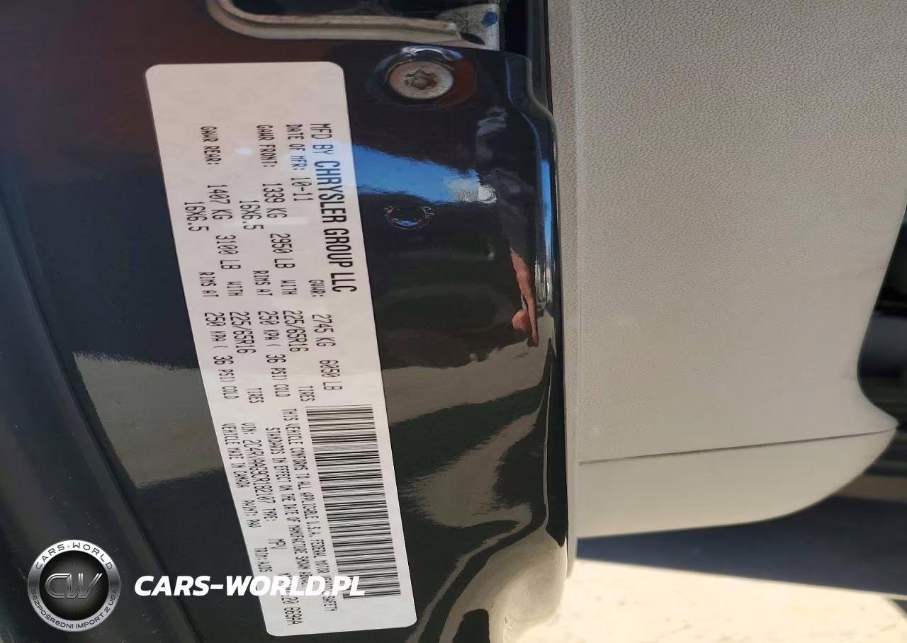 2012 Volkswagen Routan S VIN:2C4RVAAG9CR182107 - 13
