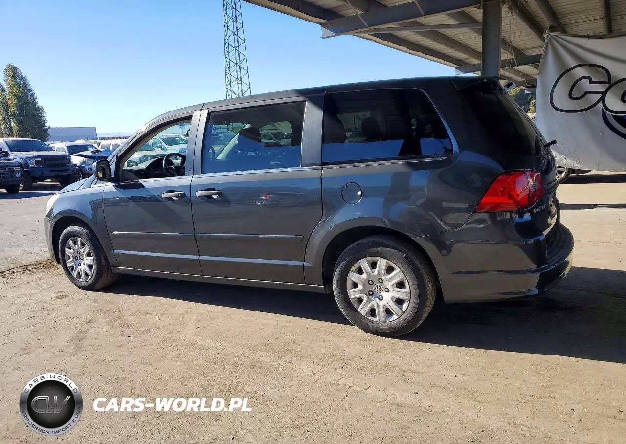 2012 Volkswagen Routan S VIN:2C4RVAAG9CR182107 - 2