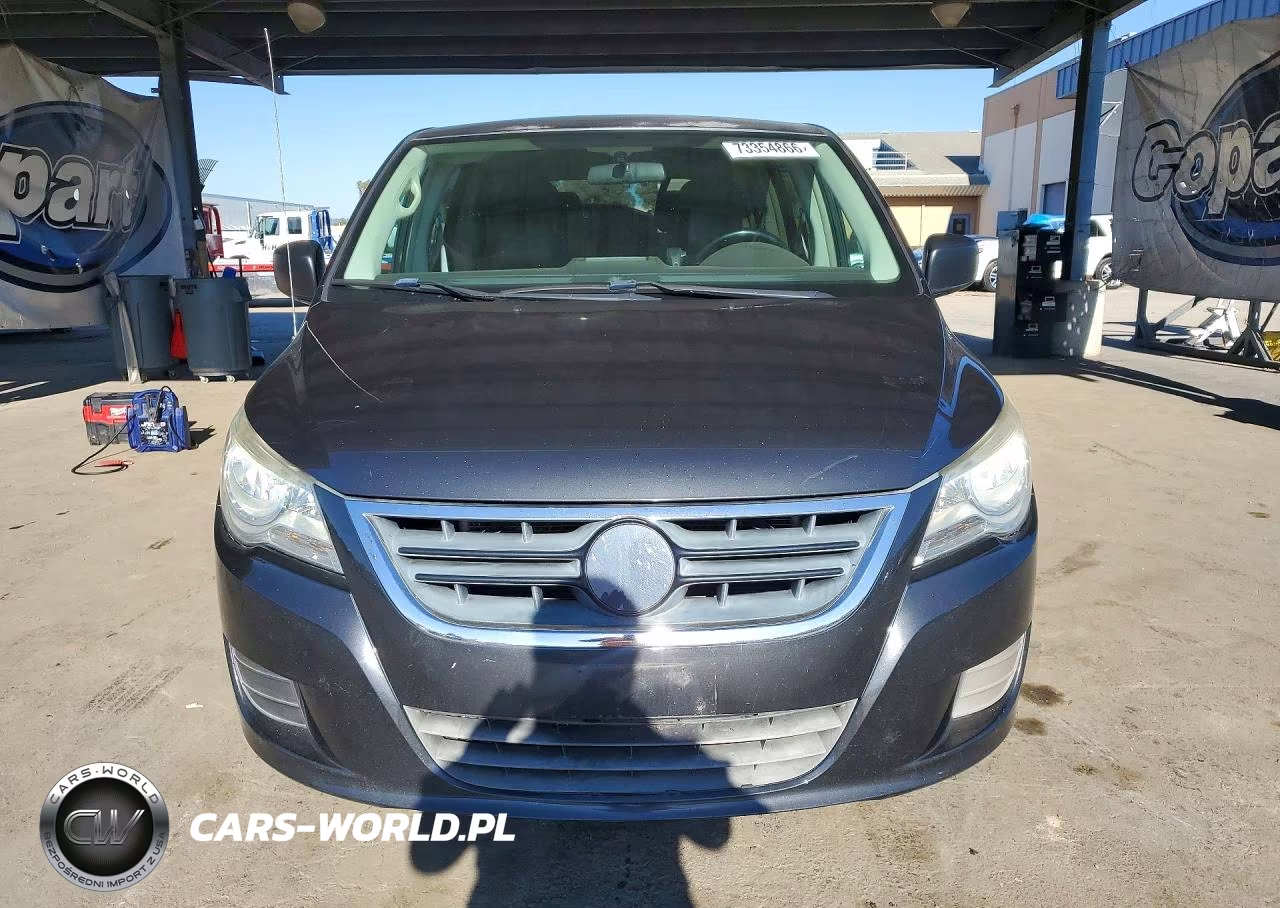 2012 Volkswagen Routan S VIN:2C4RVAAG9CR182107 - 5