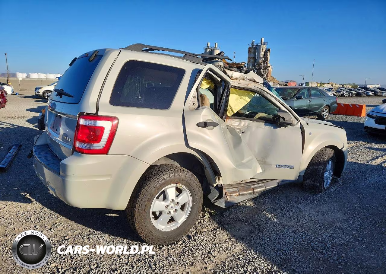 2008 Ford Escape Xlt VIN:1FMCU931X8KC90821 - 3