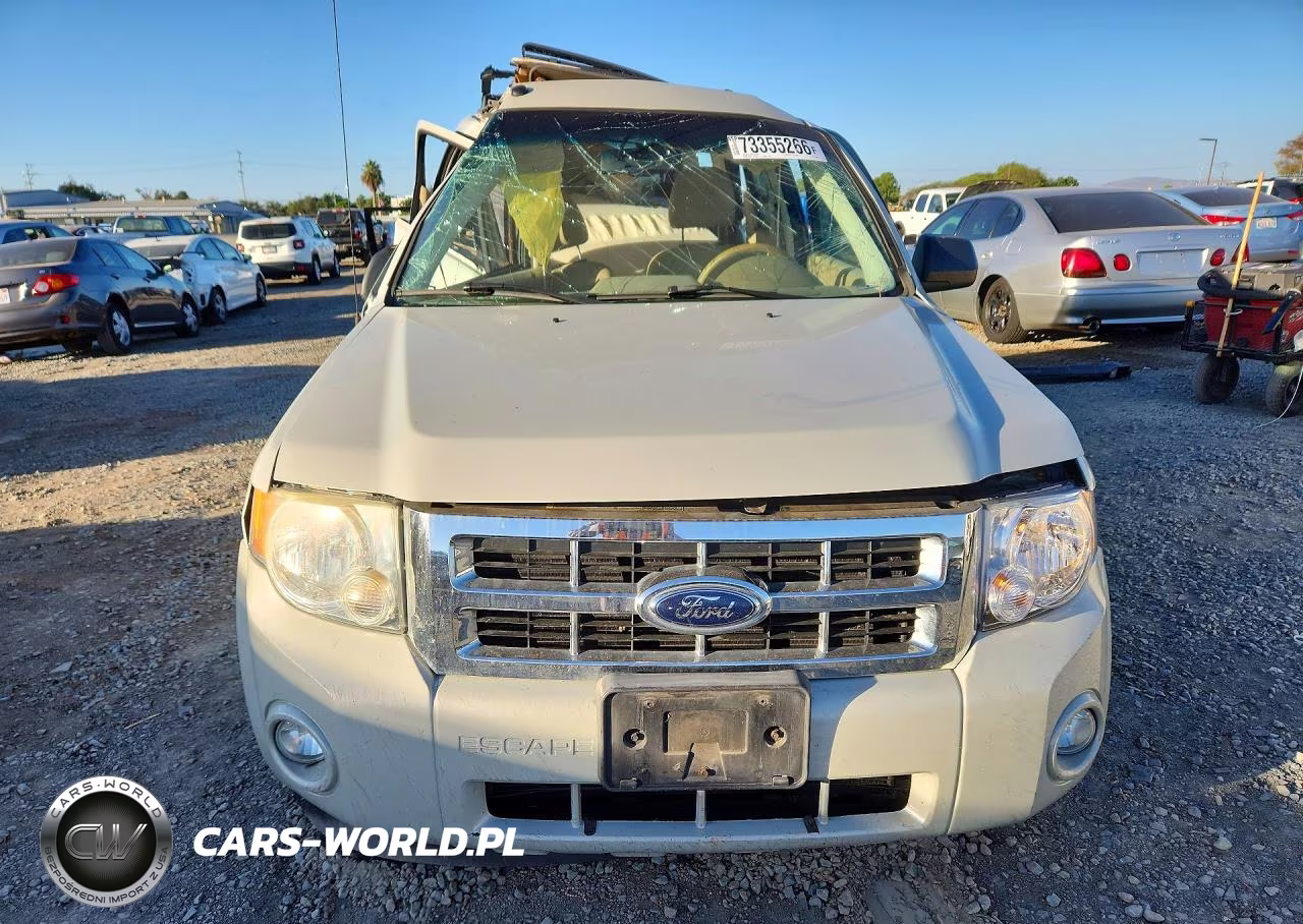 2008 Ford Escape Xlt VIN:1FMCU931X8KC90821 - 5