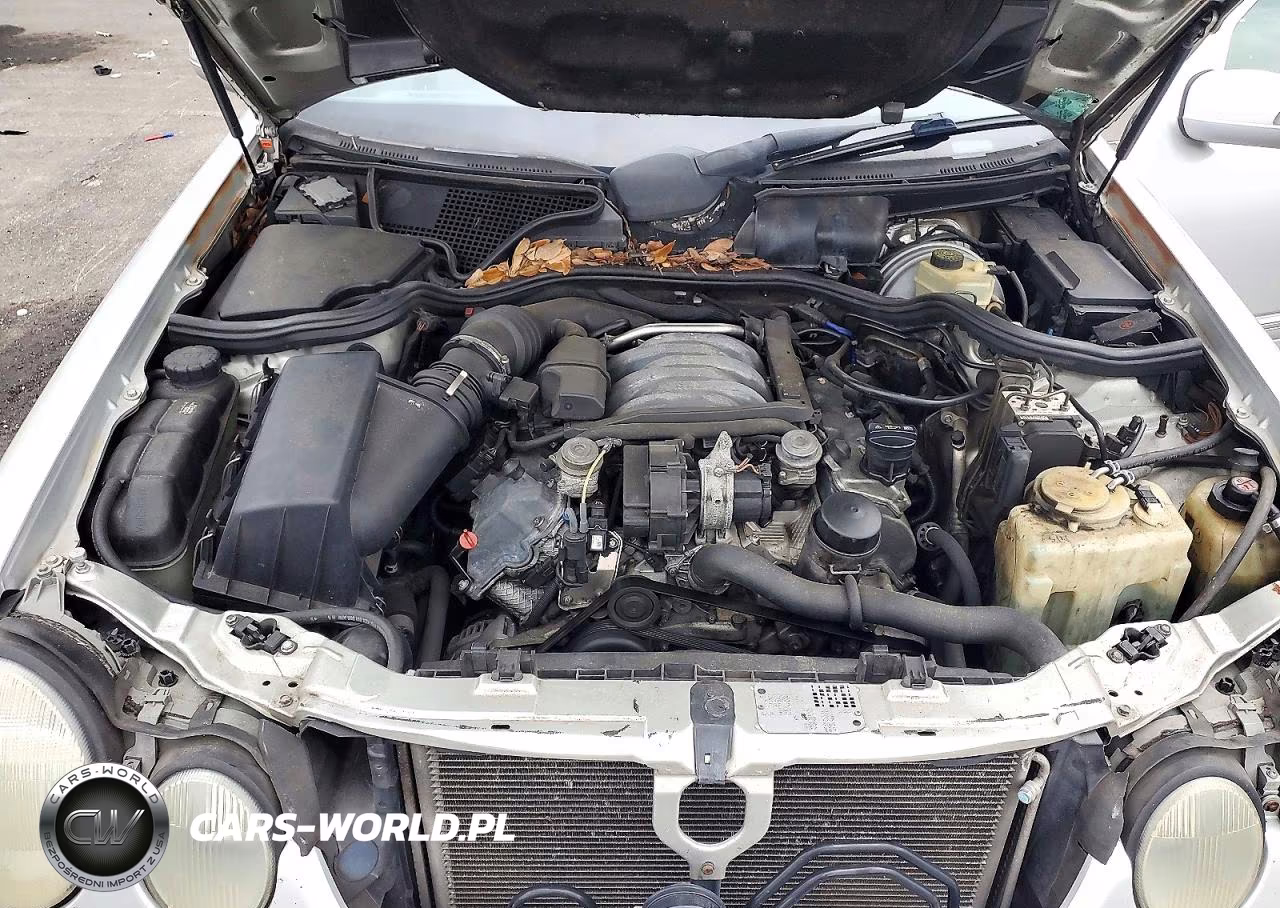 2000 Mercedes-Benz E 320 VIN:WDBJH65JXYB115463 - 11