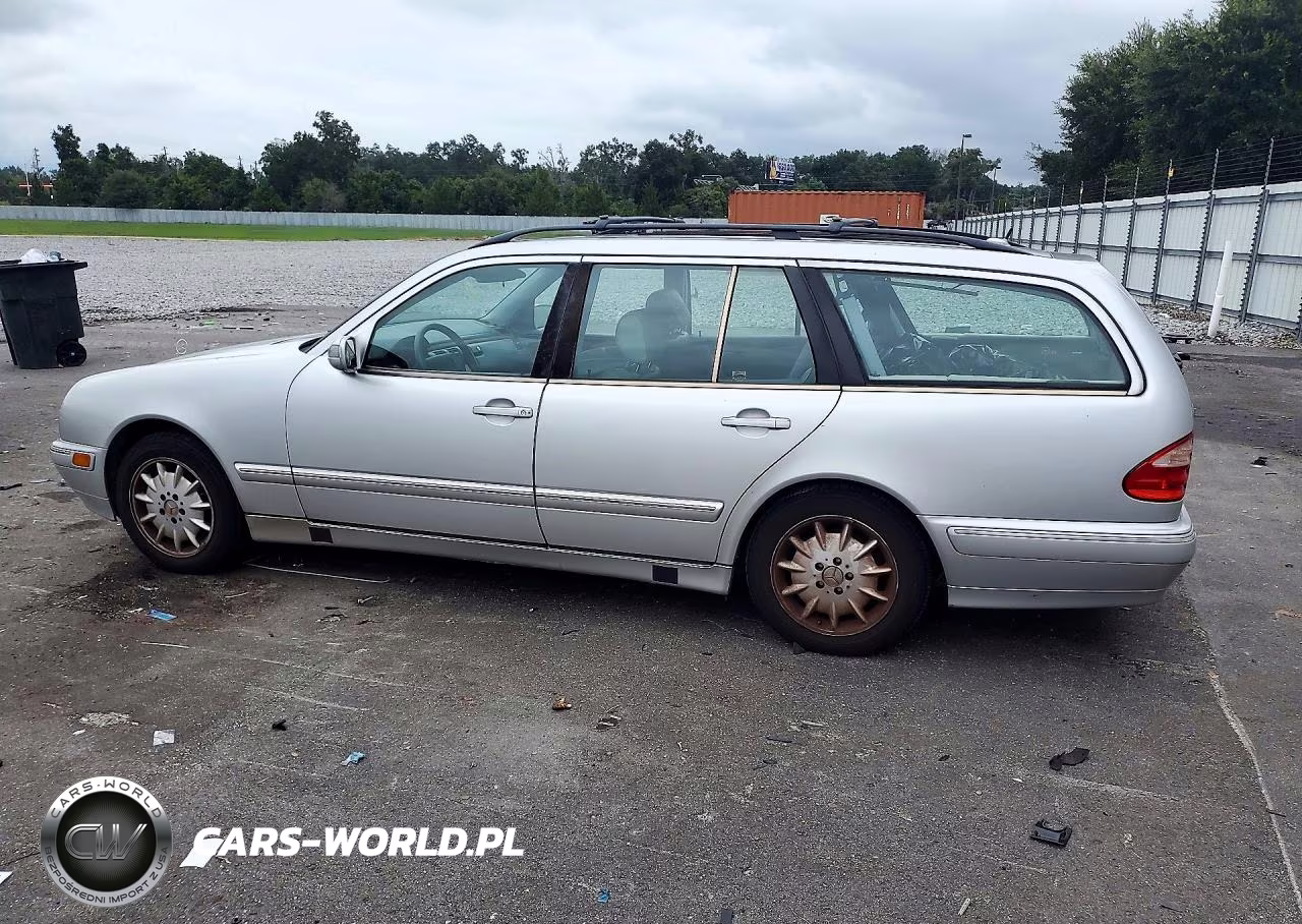 2000 Mercedes-Benz E 320 VIN:WDBJH65JXYB115463 - 2