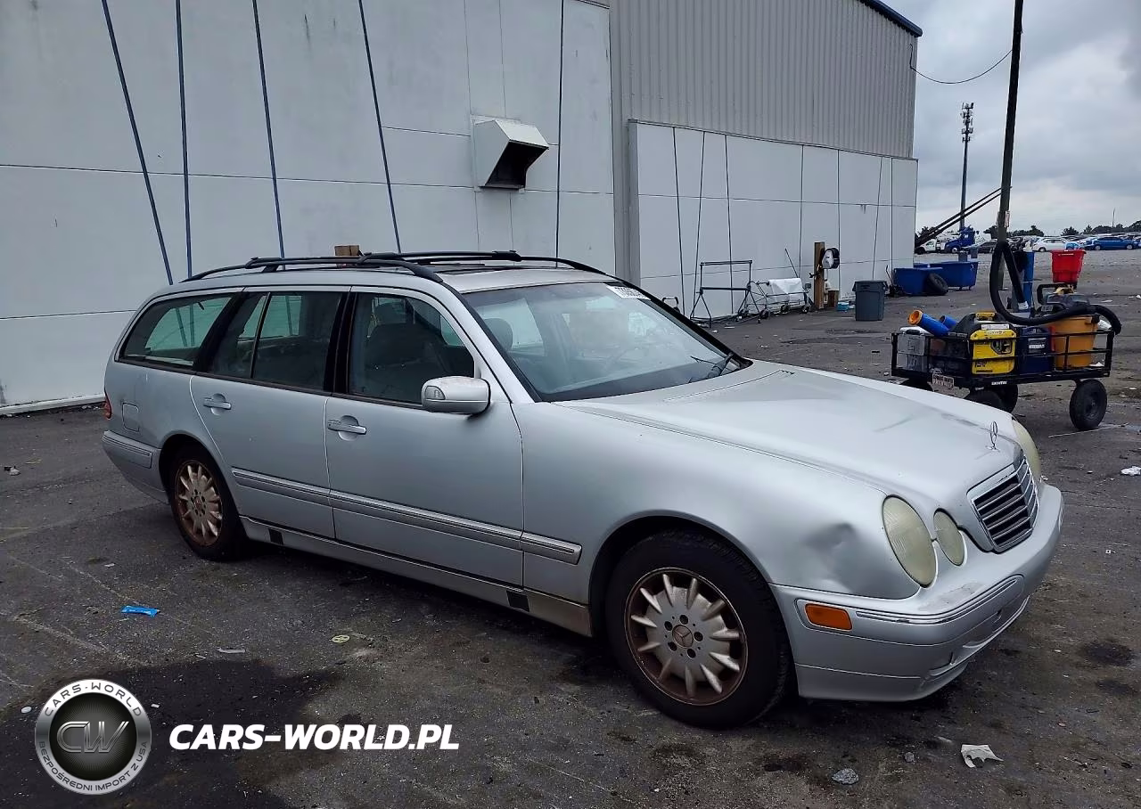 2000 Mercedes-Benz E 320 VIN:WDBJH65JXYB115463 - 4