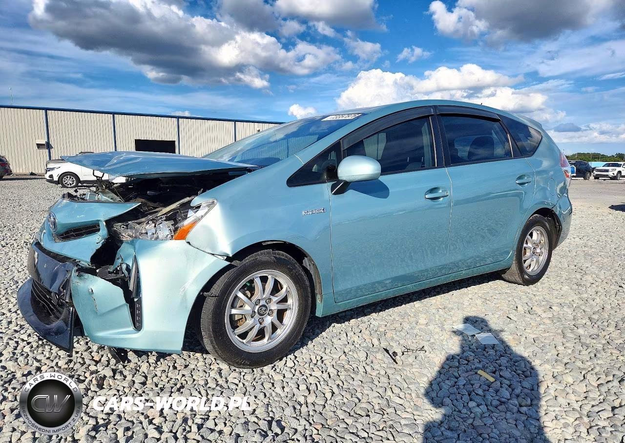2015 Toyota Prius V Two VIN:JTDZN3EU9FJ022569 - 1