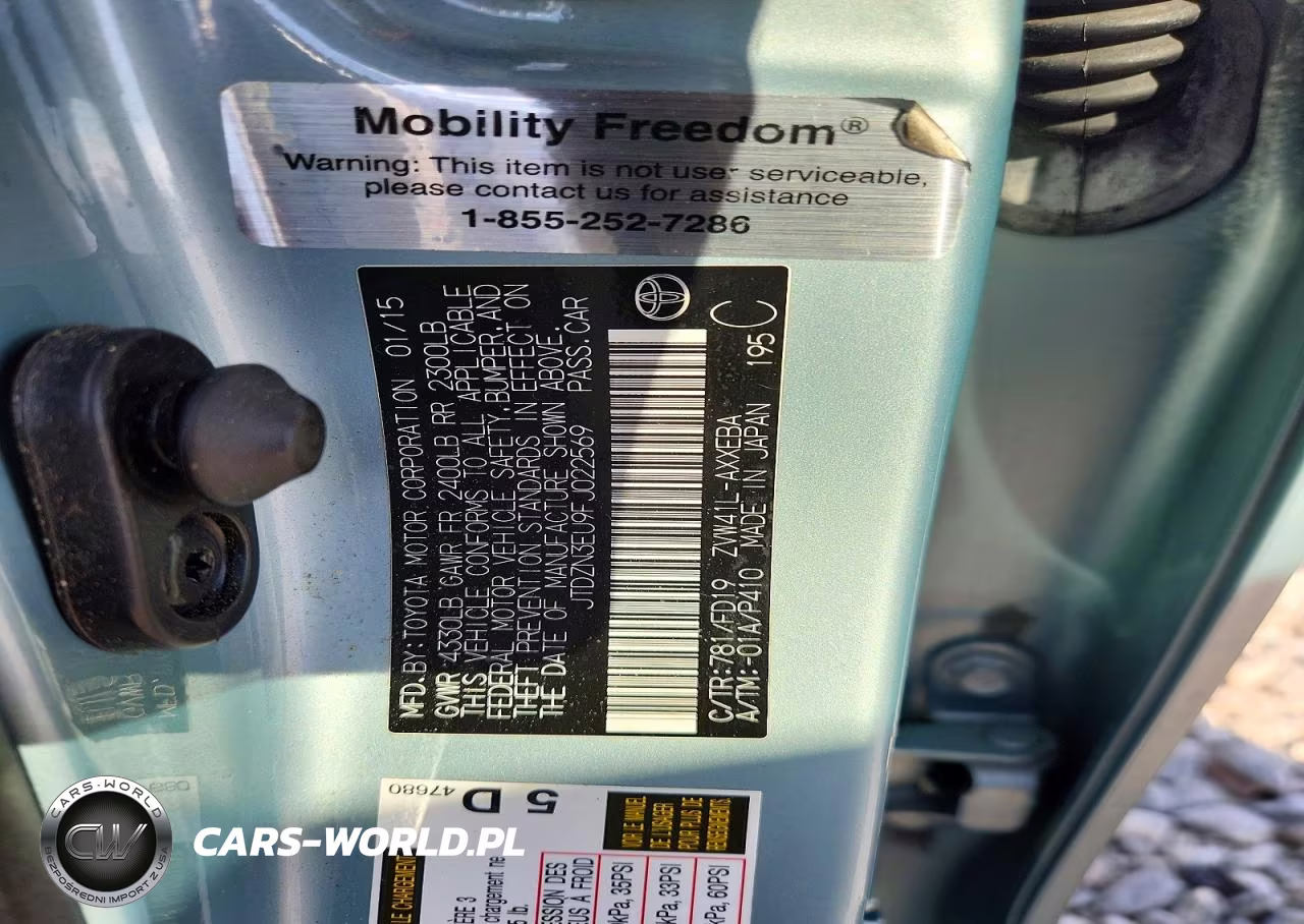 2015 Toyota Prius V Two VIN:JTDZN3EU9FJ022569 - 12