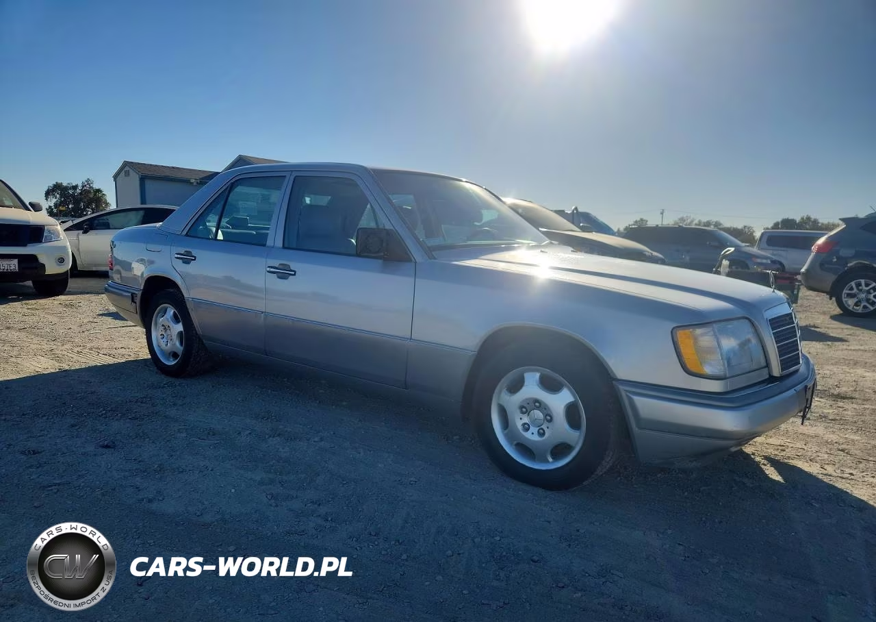 1995 Mercedes-Benz E 320 Base VIN:WDBEA32E6SC229442 - 4