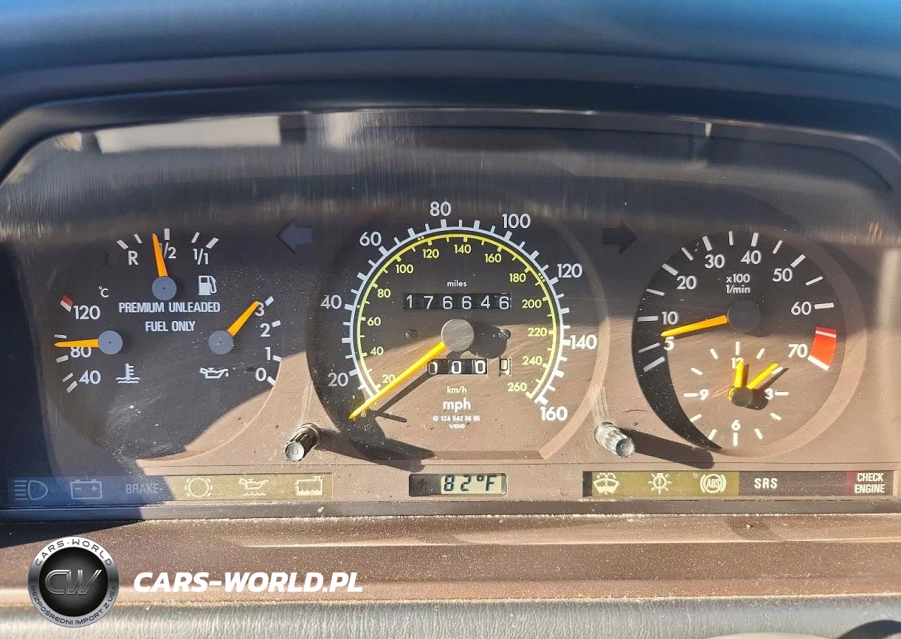 1995 Mercedes-Benz E 320 Base VIN:WDBEA32E6SC229442 - 9