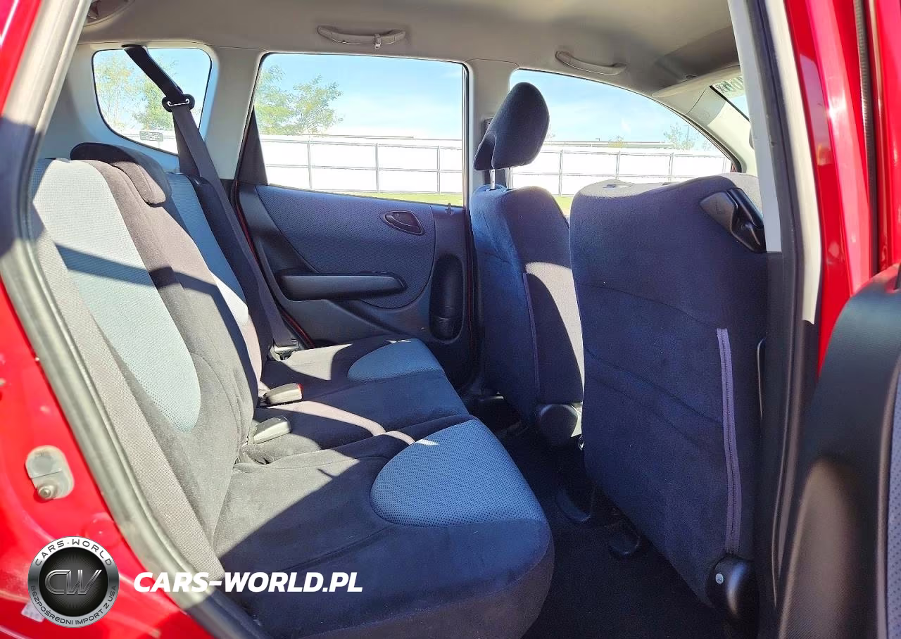 2008 Honda Fit Sport VIN:JHMGD38618S024979 - 10
