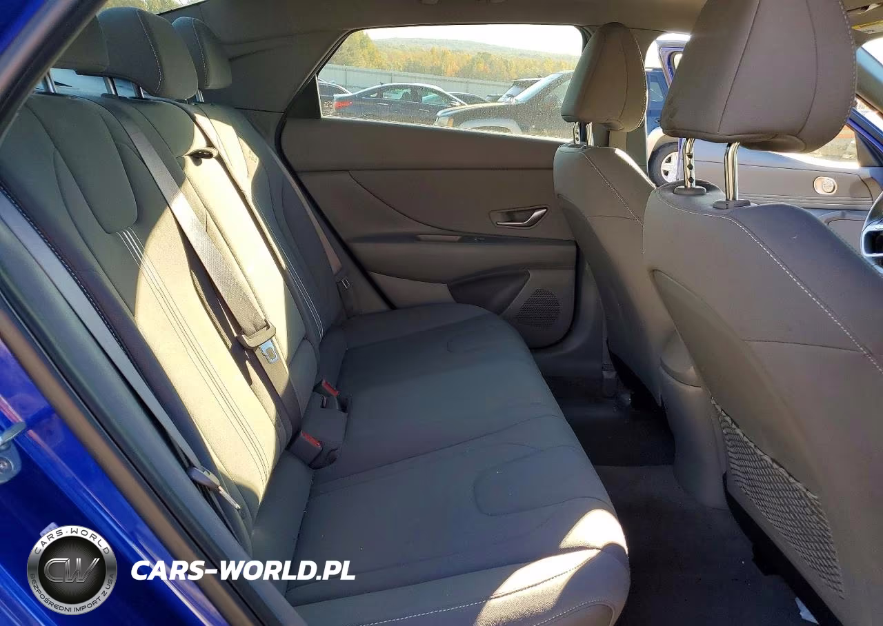 2022 Hyundai Elantra Sel VIN:KMHLN4AG2NU317968 - 10