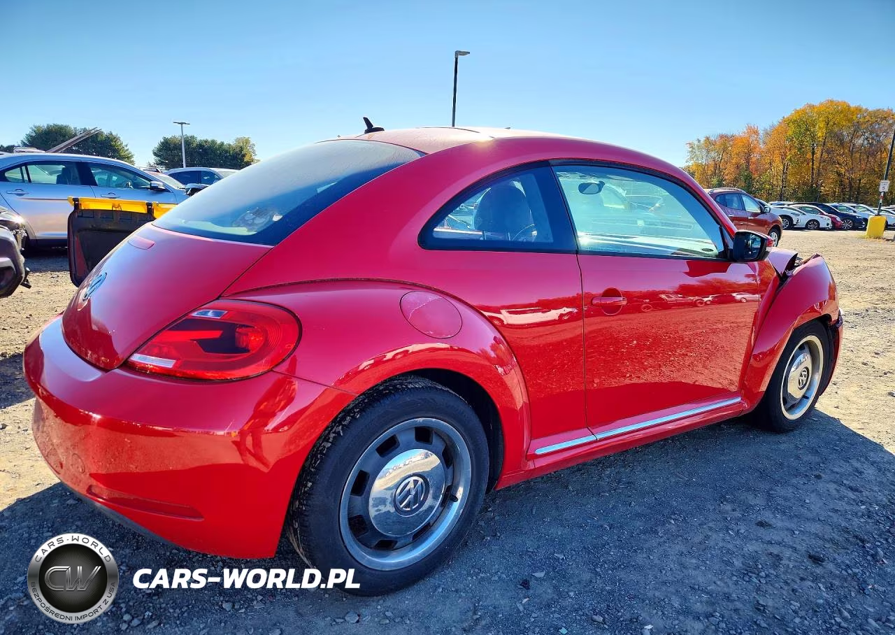 2012 Volkswagen Beetle VIN:3VWJP7AT9CM611757 - 3