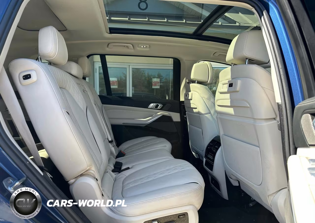 2020 BMW X7 xDrive40I VIN:5UXCW2C07L0E74990 - 6