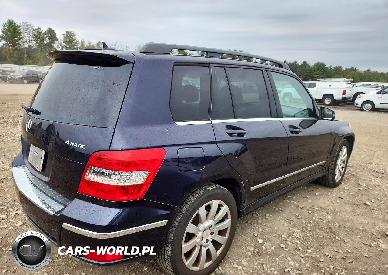 2011 Mercedes-Benz Glk 350 4Matic VIN:WDCGG8HB3BF556179 - 3