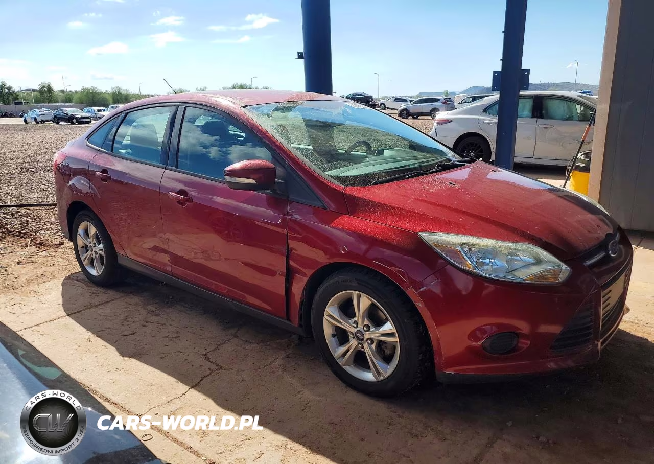 2013 Ford Focus Se VIN:1FADP3F21DL353641 - 4