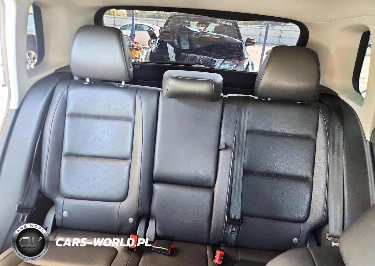 2016 Volkswagen Tiguan S VIN:WVGBV7AX7GW019193 - 10