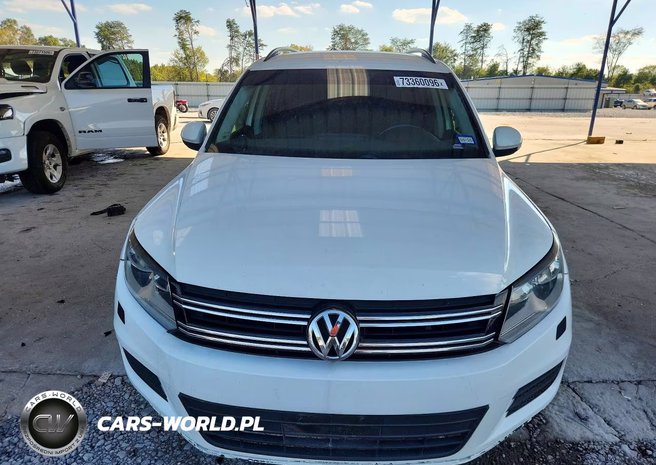 2016 Volkswagen Tiguan S VIN:WVGBV7AX7GW019193 - 5