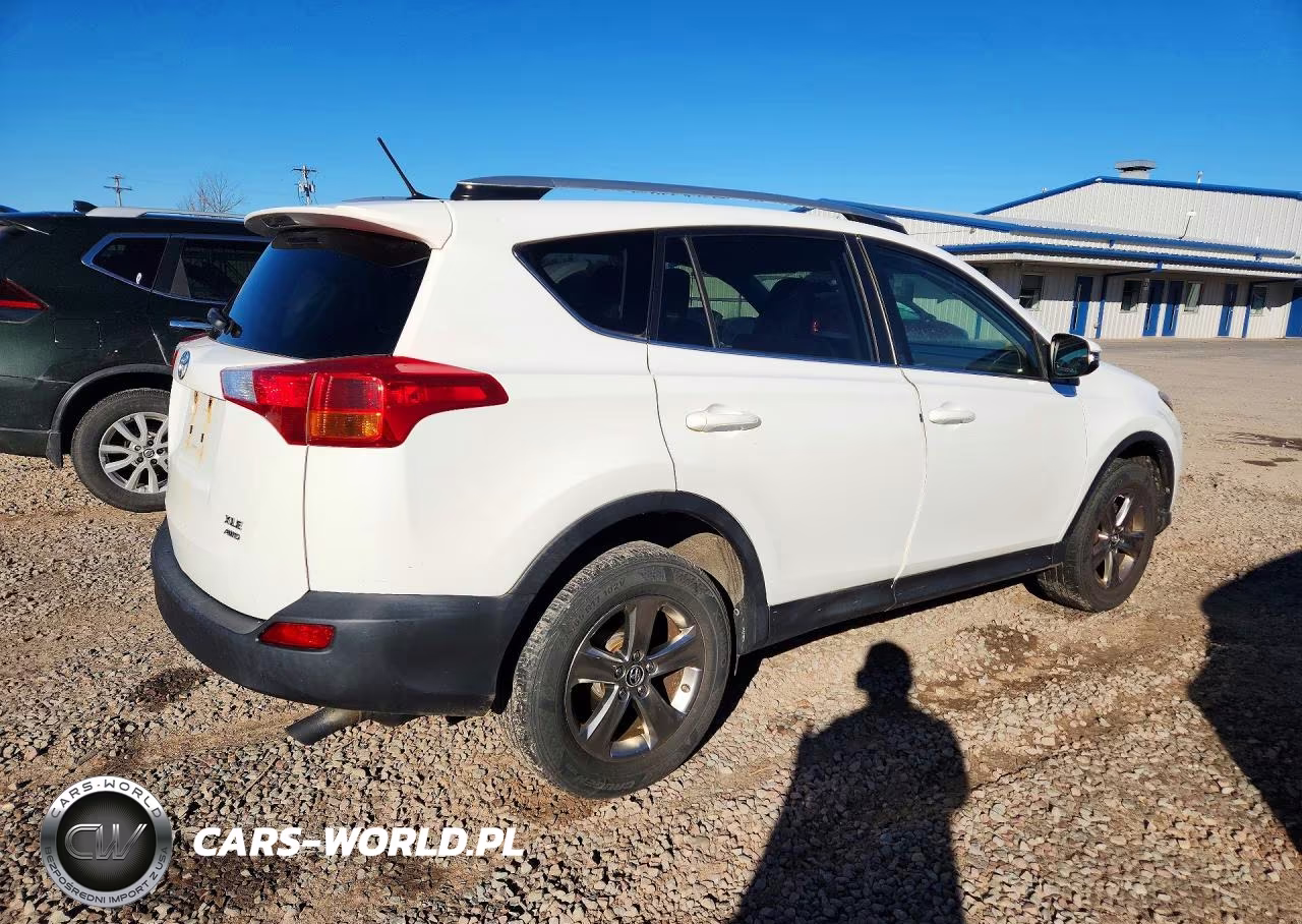 2015 Toyota Rav4 Xle VIN:JTMRFREV6FD117727 - 3