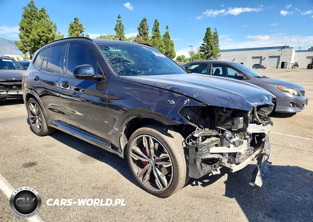 2021 BMW X3 xDrivem40I VIN:5UXTY9C03M9F55596 - 4