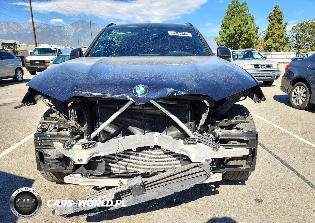 2021 BMW X3 xDrivem40I VIN:5UXTY9C03M9F55596 - 5