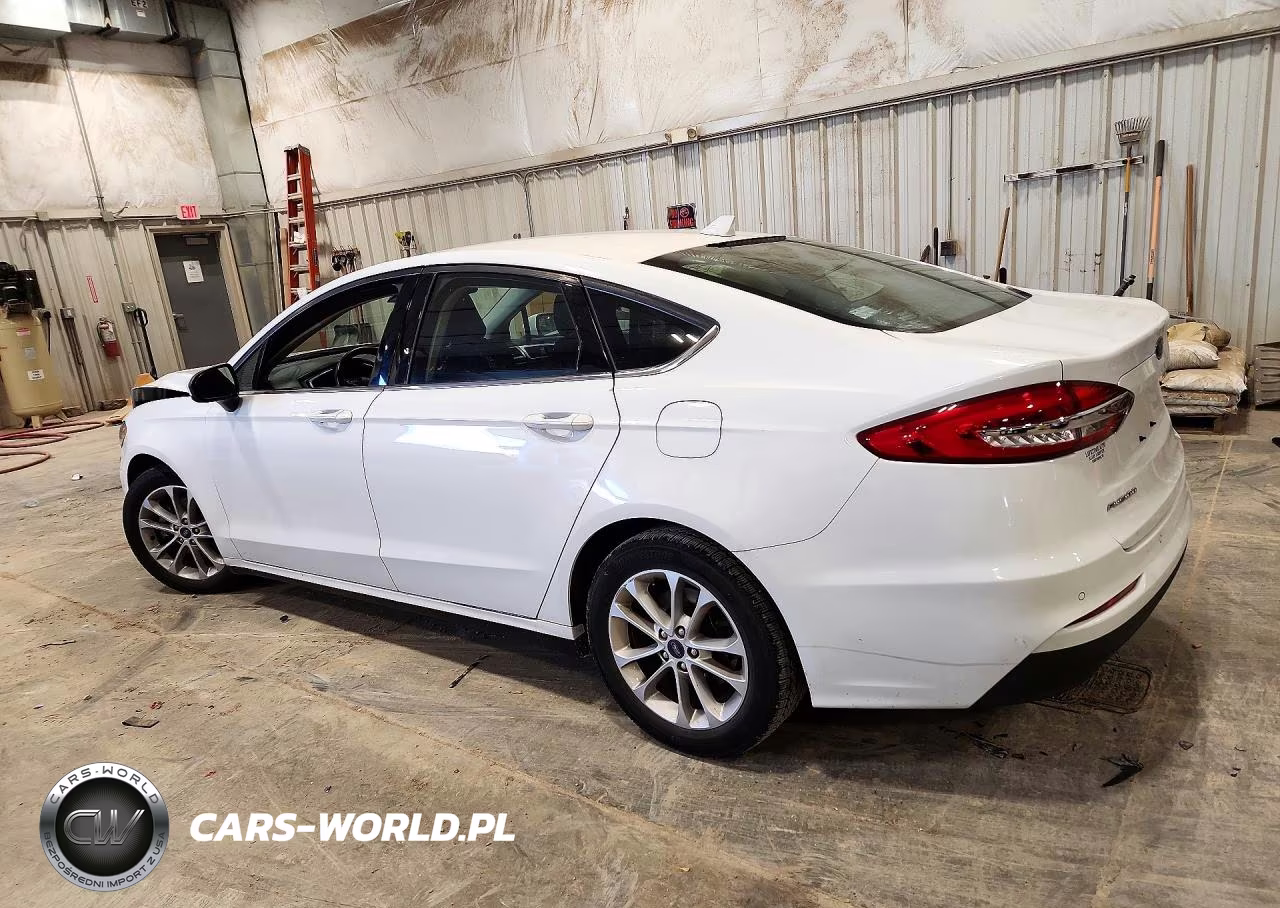 2020 Ford Fusion Se VIN:3FA6P0H72LR131917 - 2