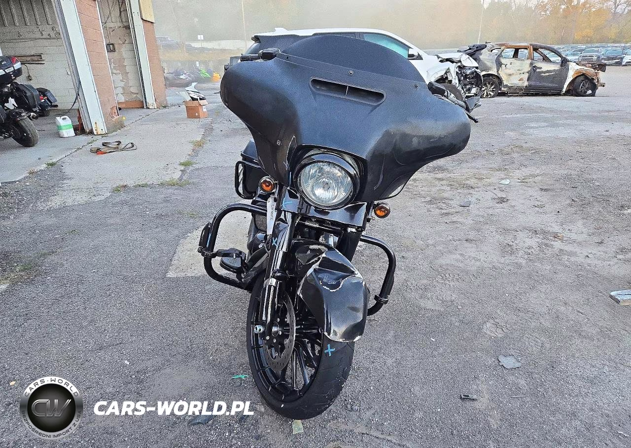2018 Harley-Davidson Flhxs Street Glide Special VIN:1HD1KRC15JB682501 - 2