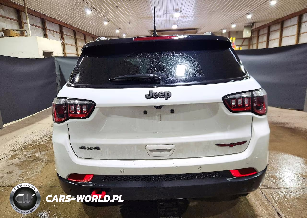 2025 Jeep Compass Trailhawk VIN:3C4NJDDN5ST559310 - 6