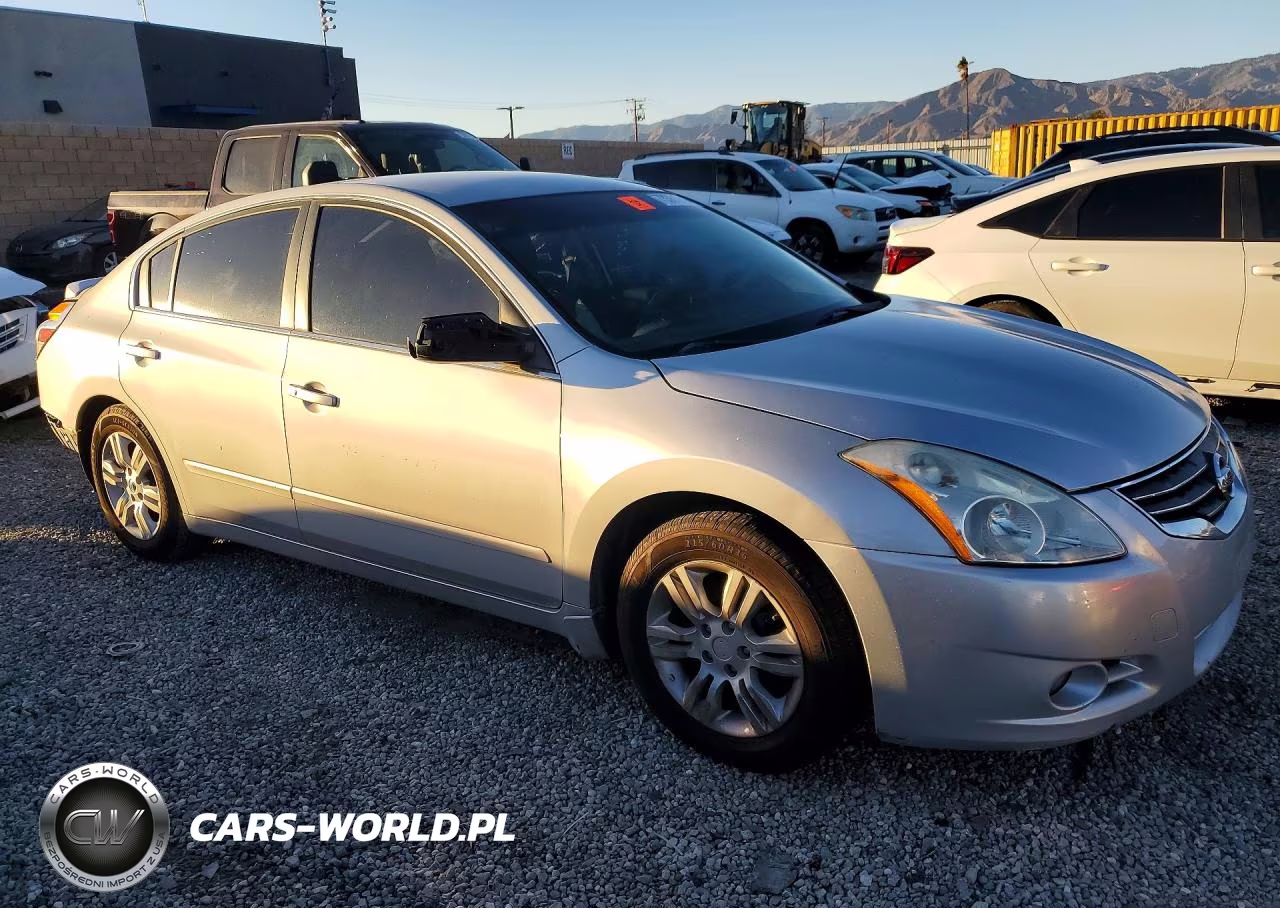2011 Nissan Altima 2.5 VIN:1N4AL2AP0BN517104 - 4