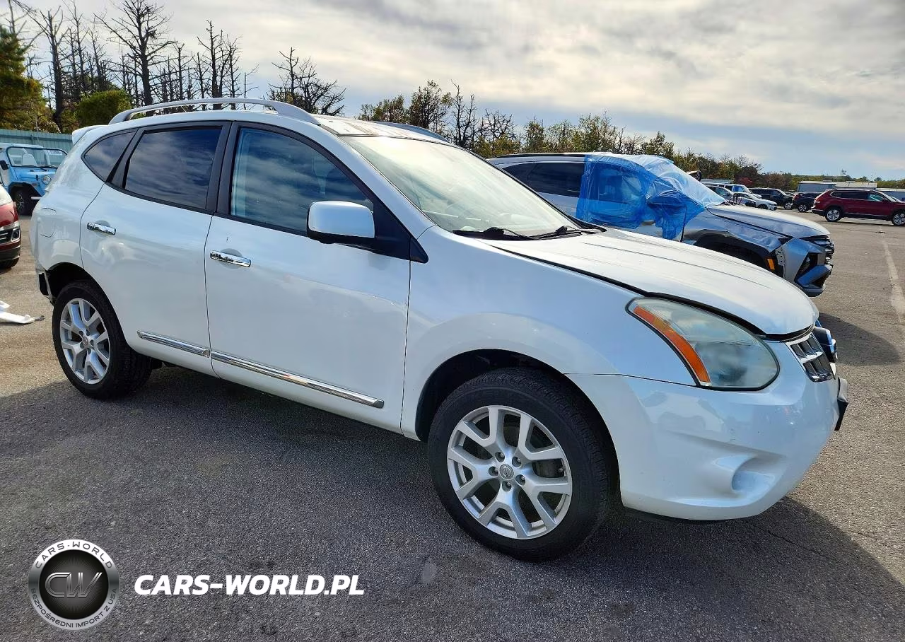 2012 Nissan Rogue S VIN:JN8AS5MV5CW361215 - 4