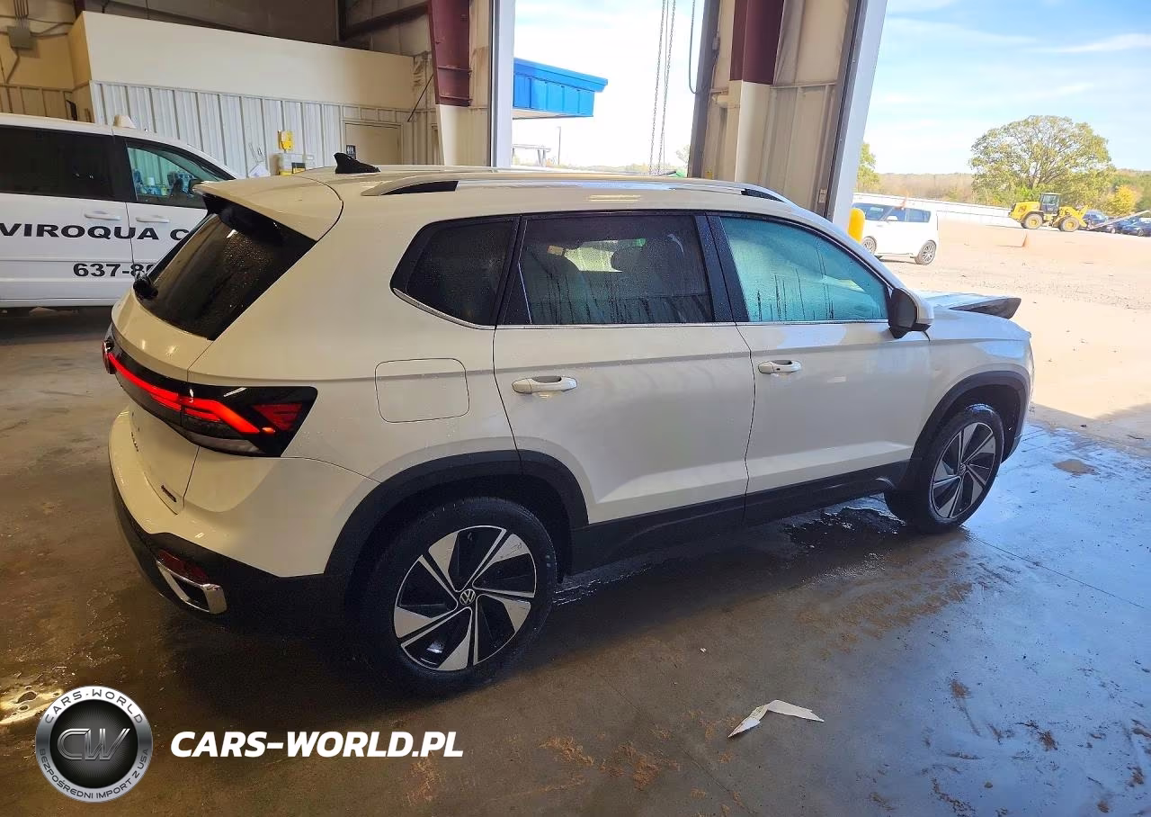 2025 Volkswagen Taos Se VIN:3VVUC7B21SM045479 - 3