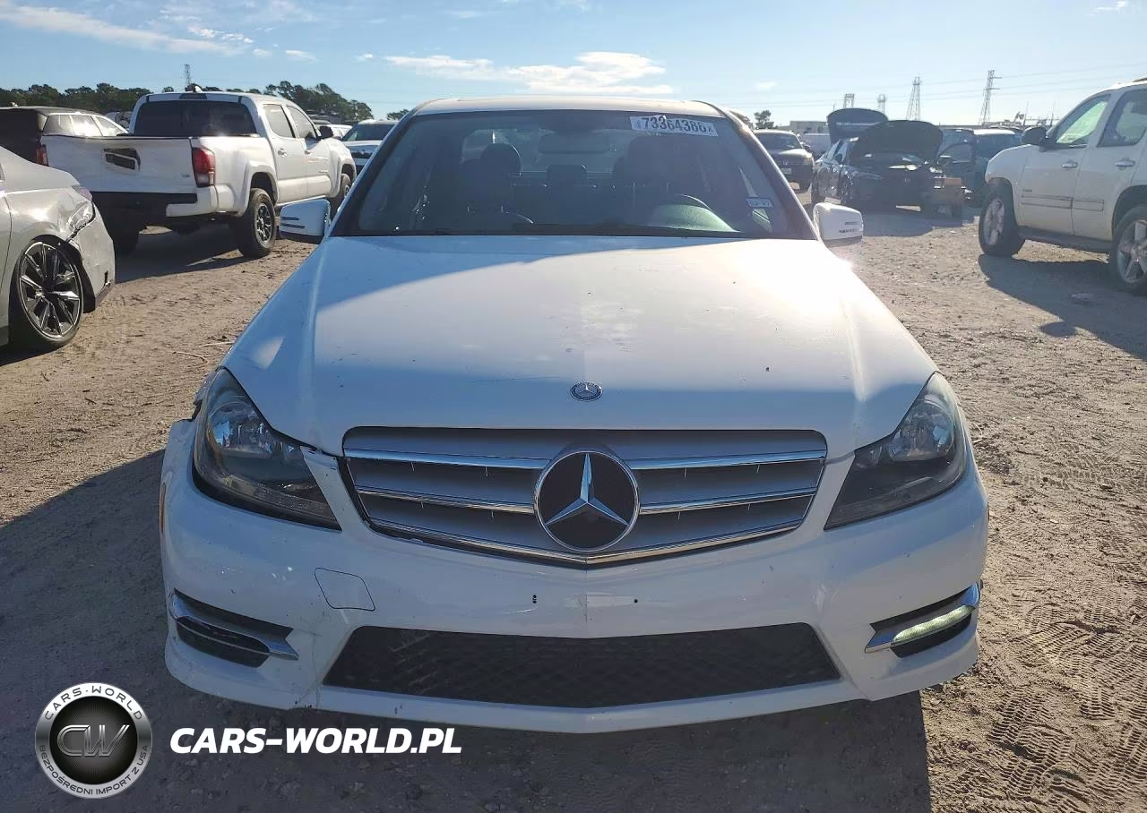 2013 Mercedes-Benz C 250 VIN:WDDGF4HBXDA864540 - 5