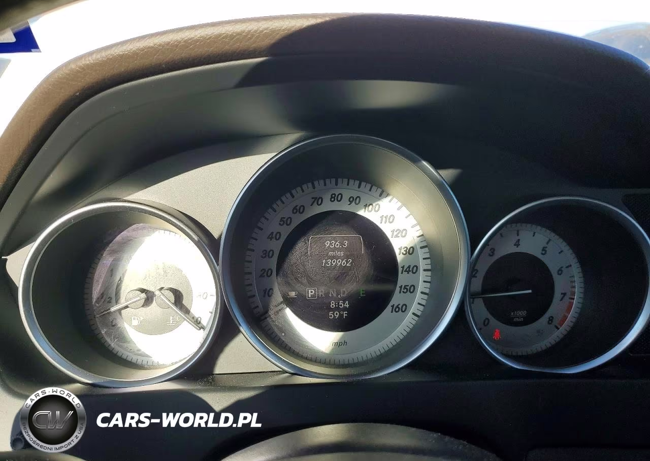 2013 Mercedes-Benz C 250 VIN:WDDGF4HBXDA864540 - 9